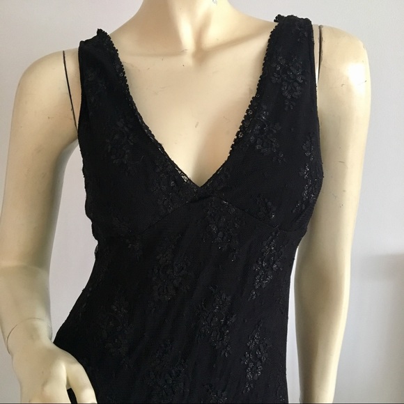 Alexia Admor black lace sleeveless v-neck dress - Picture 6 of 8